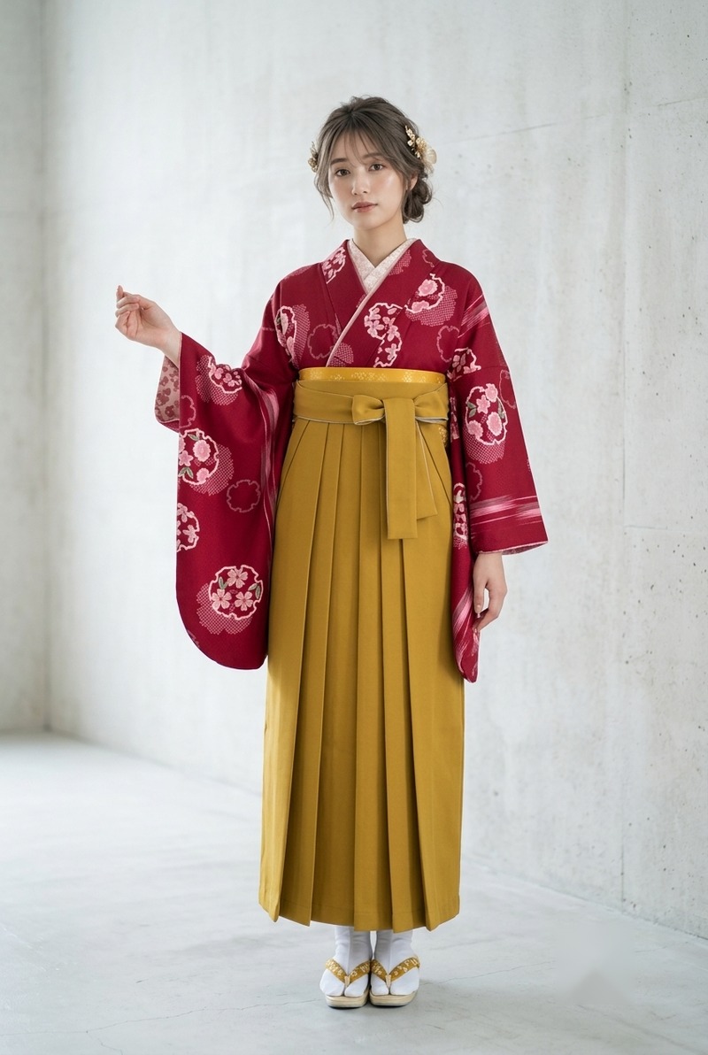 赤地に桃花