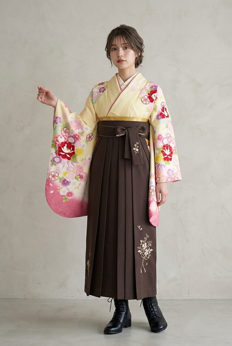 淡黄地に桃花