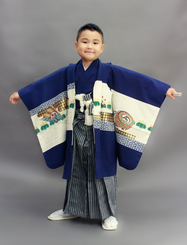七五三レンタル 5歳・男の子 紺地に兜（108cm以上）
